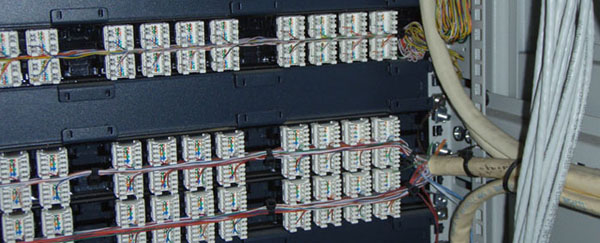 Electrical Contractors Melbourne - Data Communication Melbourne - Air Conditioner Servicing - Stretch Electrics